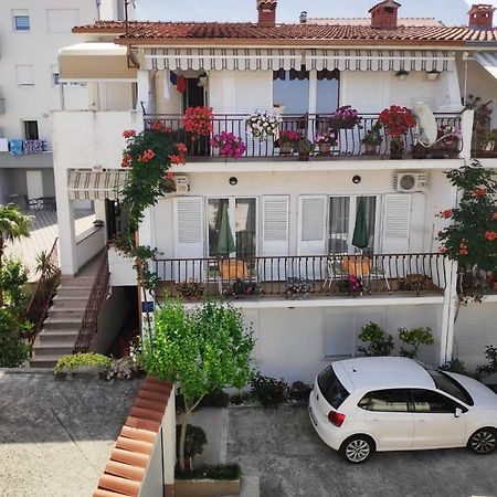 Apartman Rivana Baška Voda Eksteriør billede