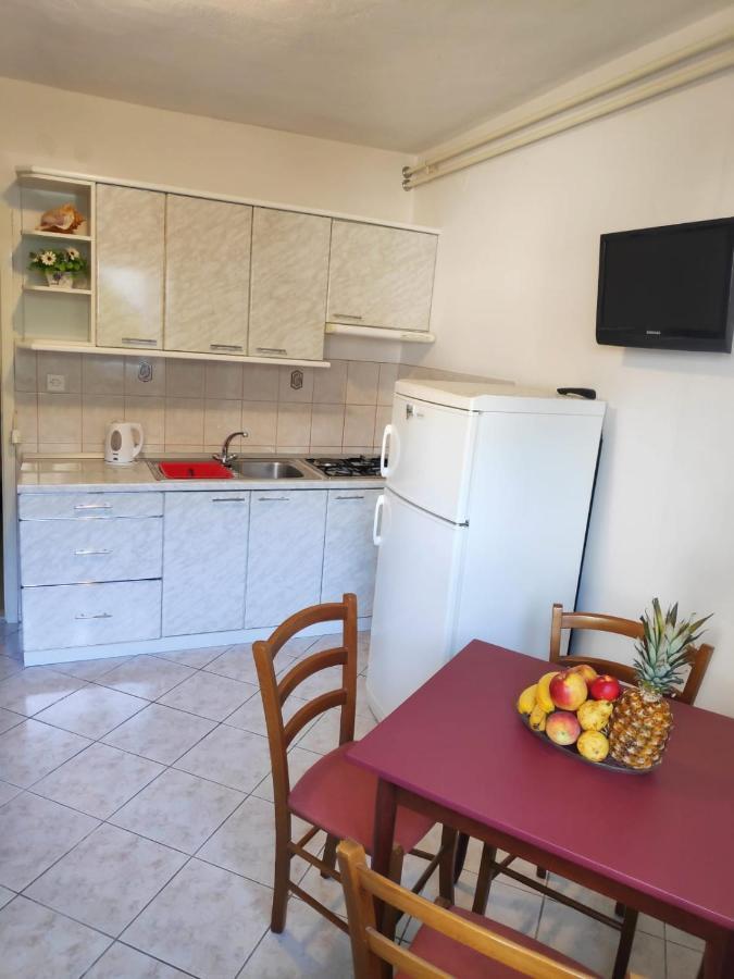Apartman Rivana Baška Voda Eksteriør billede