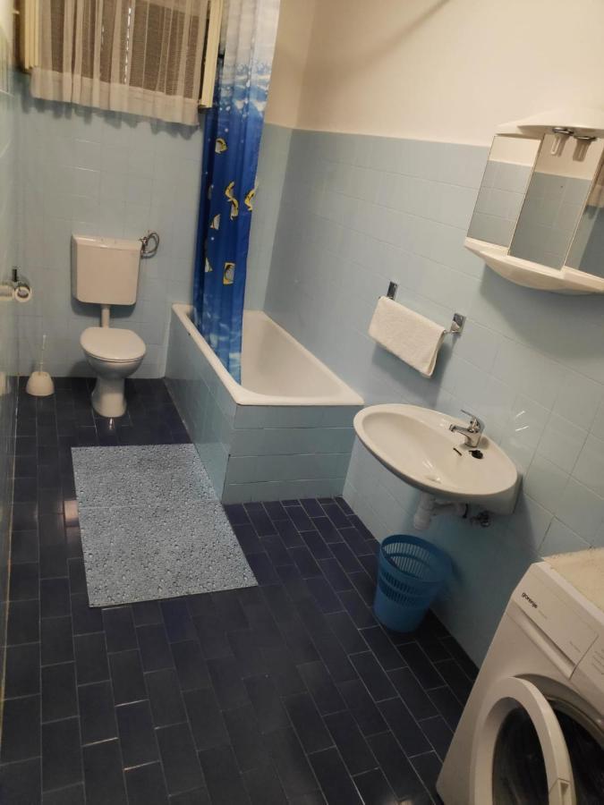 Apartman Rivana Baška Voda Eksteriør billede